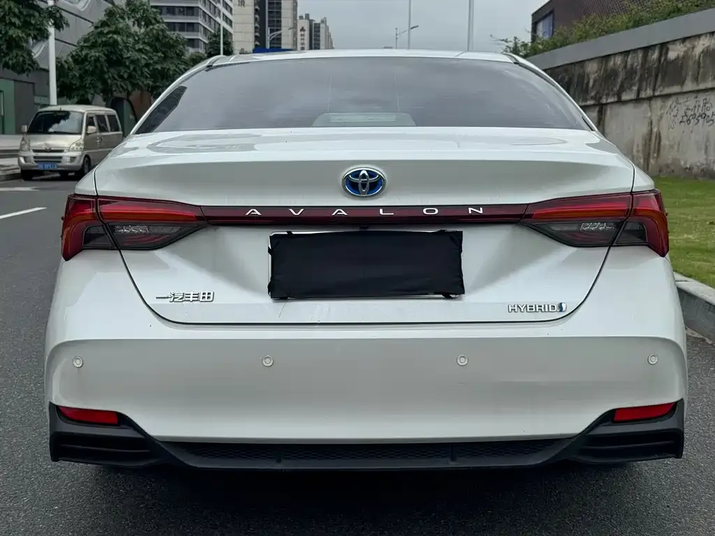 Toyota Avalon 2022 из CN, фото 5
