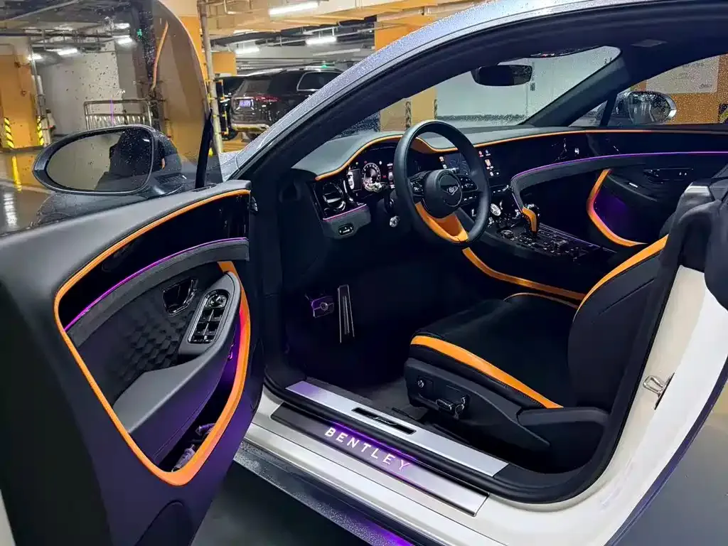 Bentley Continental 2025 из CN, фото 2