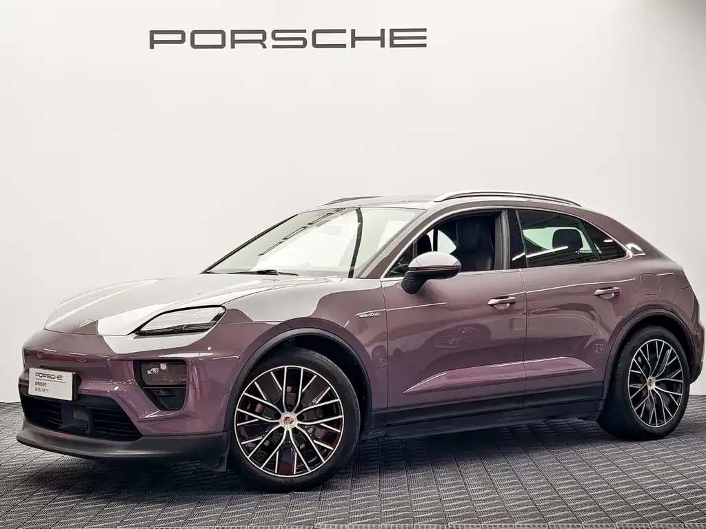 Porsche Macan EV