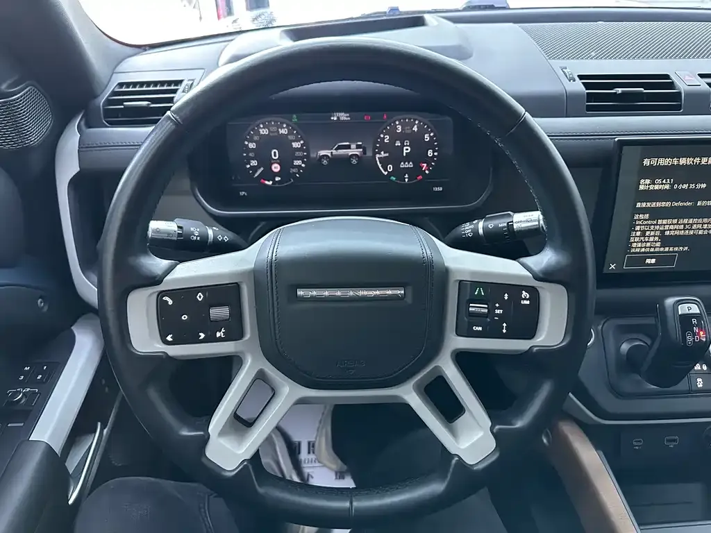 Land Rover Defender — фото 7