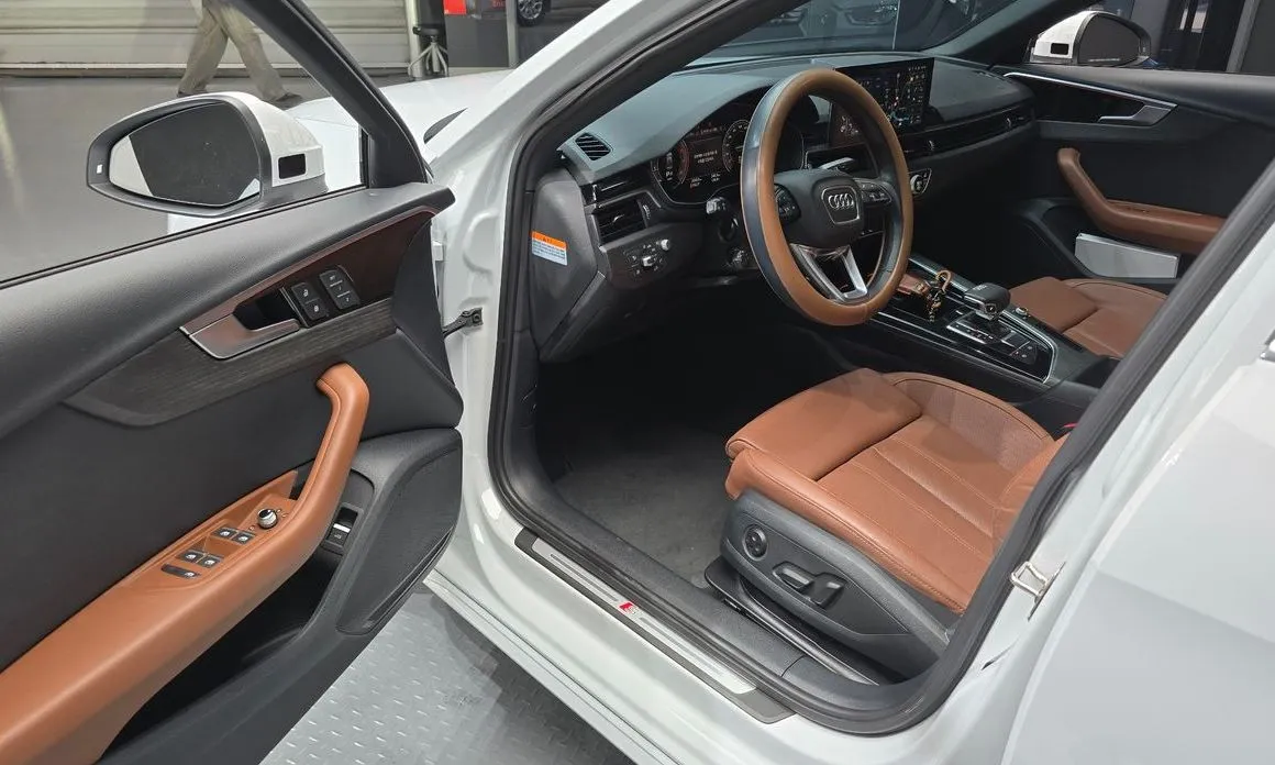 Audi A4 2023 из KR, фото 4