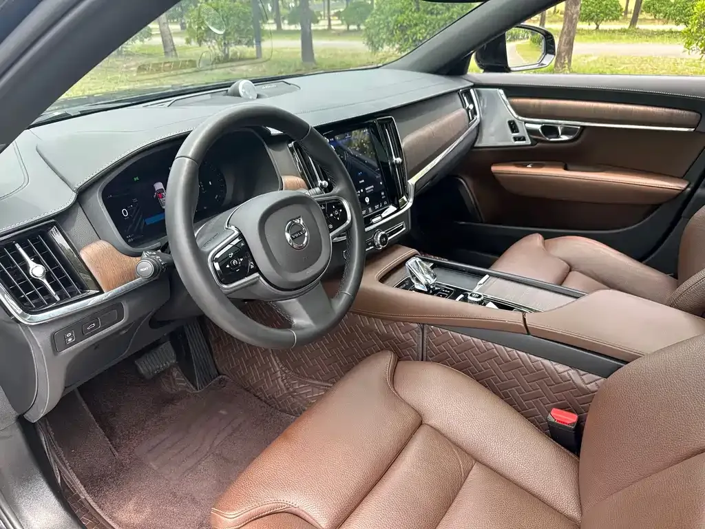 Volvo S90 — фото 4