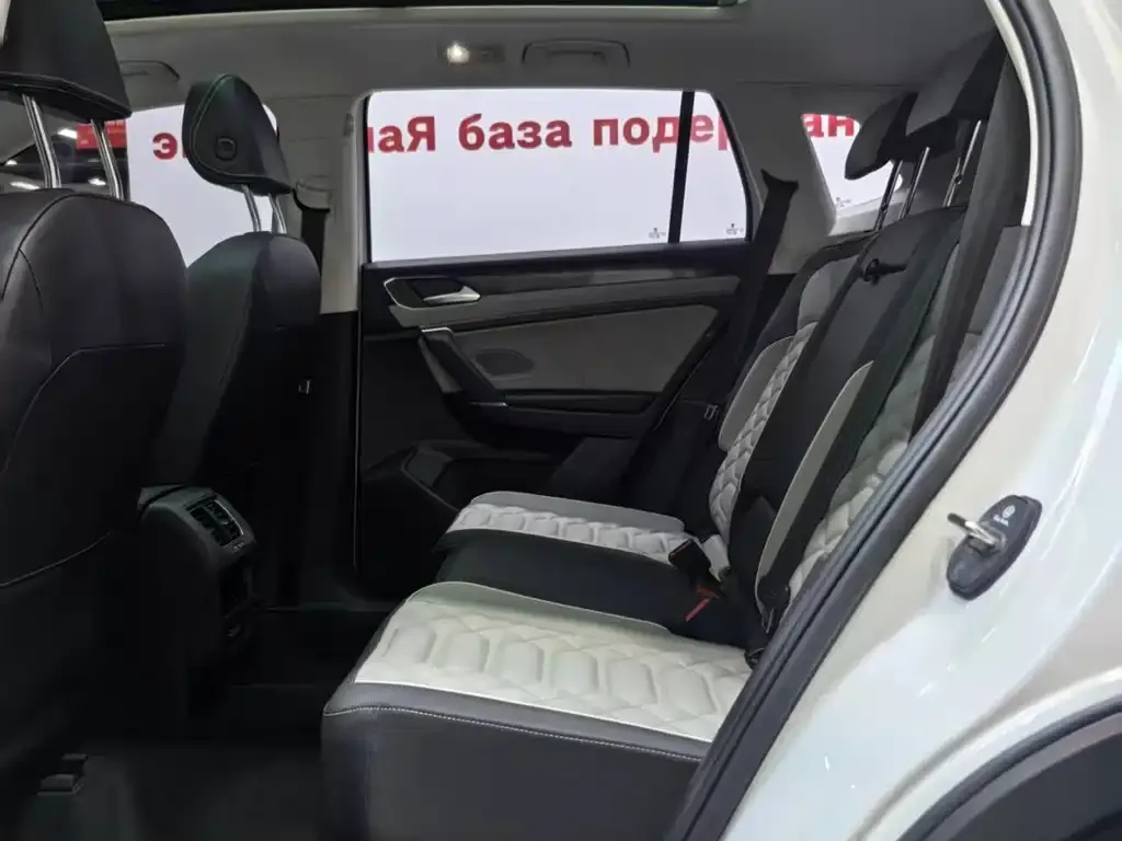 Volkswagen Tayron 2022 из CN, фото 6
