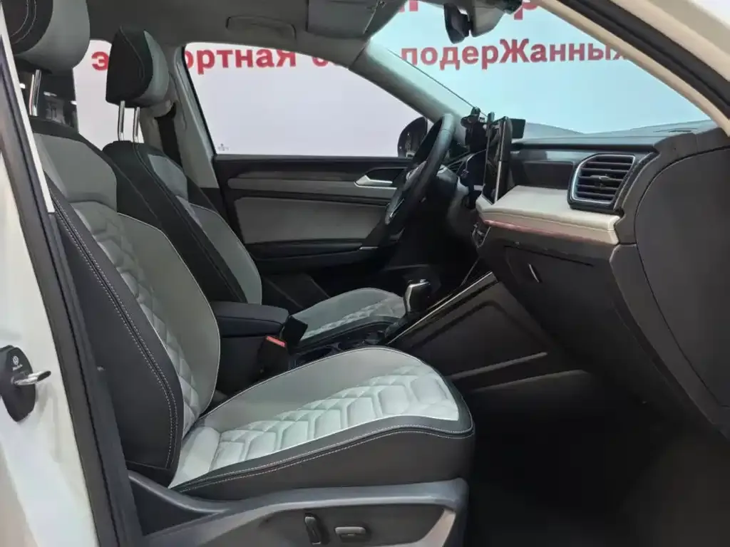 Volkswagen Tayron 2022 из CN, фото 9