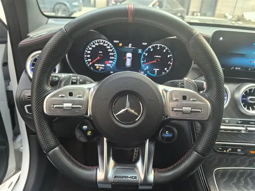 Mercedes-Benz GLC AMG 2023 из CN, фото 10