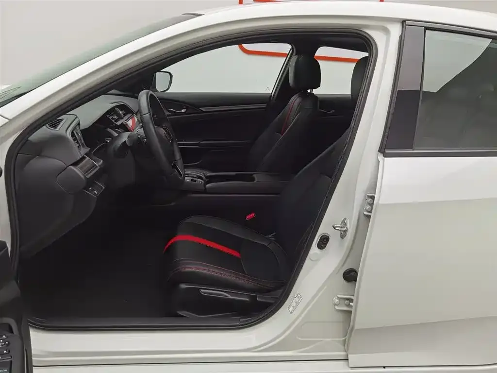 Honda Civic — фото 7