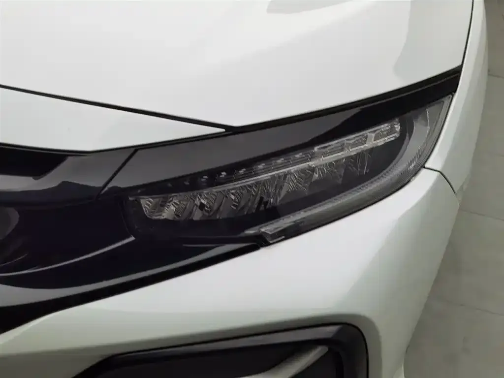 Honda Civic — фото 5