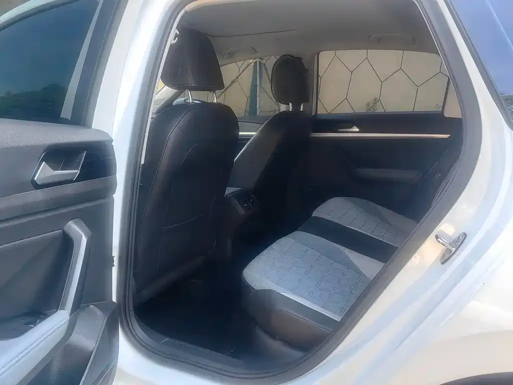 Volkswagen Lavida 2023 из CN, фото 4