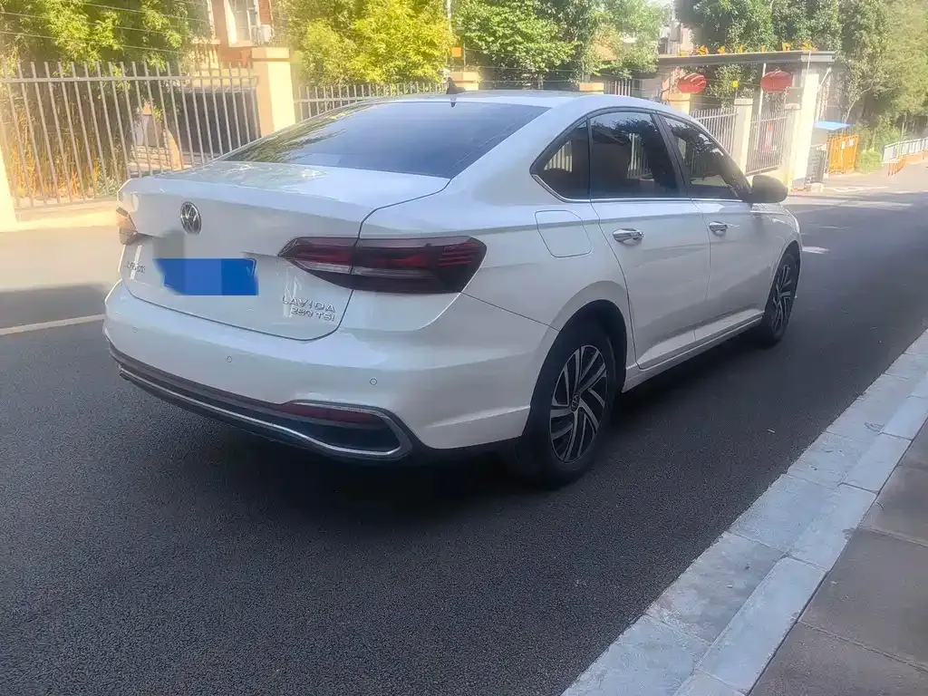 Volkswagen Lavida 2023 из CN, фото 5