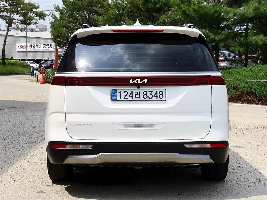 Kia Carnival 2023 из KR, фото 8