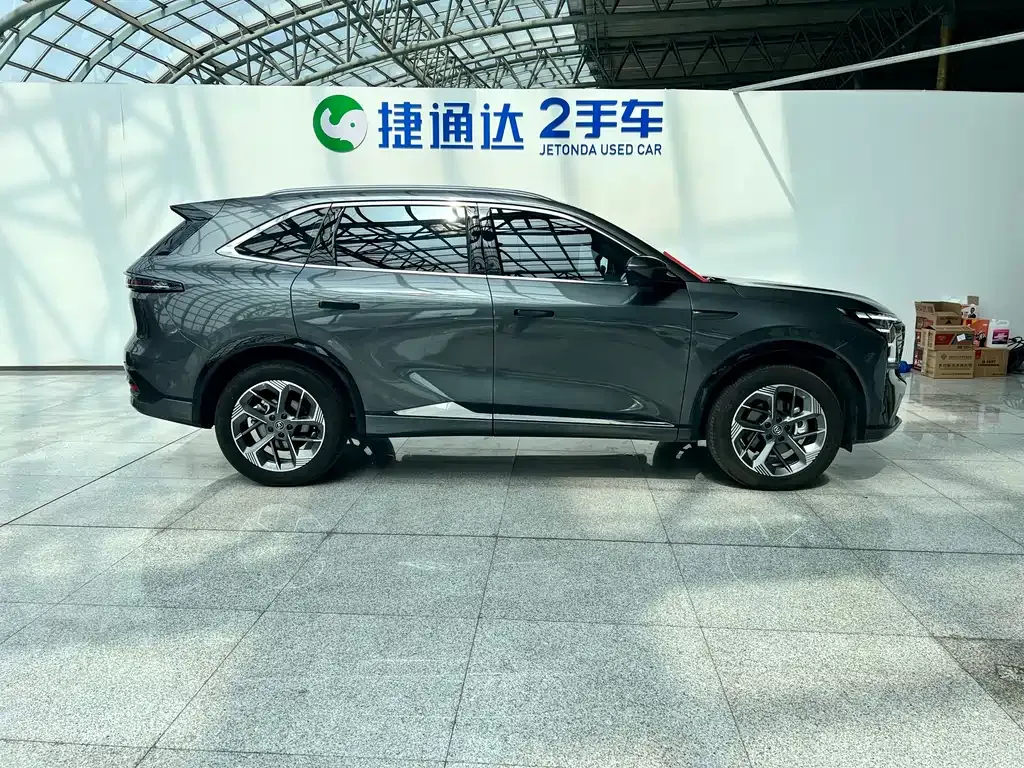 Changan CS75PLUS — фото 9