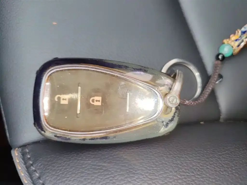 Chevrolet Equinox 2024 из CN, фото 3