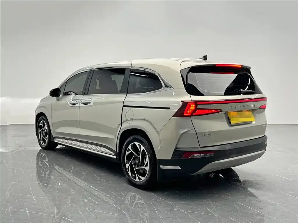 Hyundai Custo — фото 3