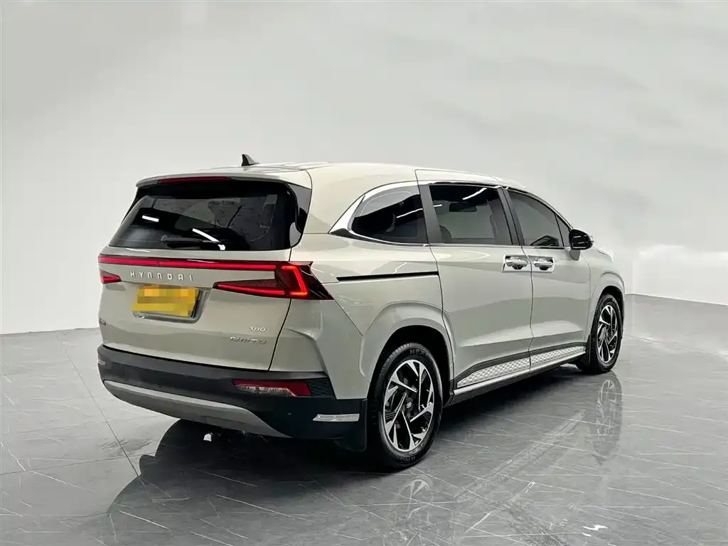 Hyundai Custo — фото 6
