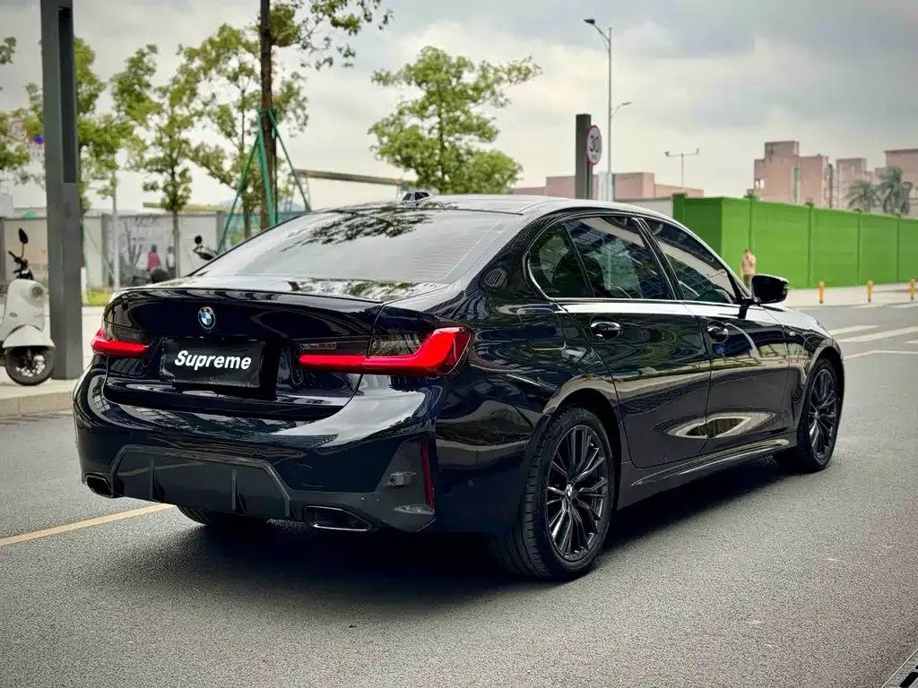 BMW 3 Series 2023 из CN, фото 4