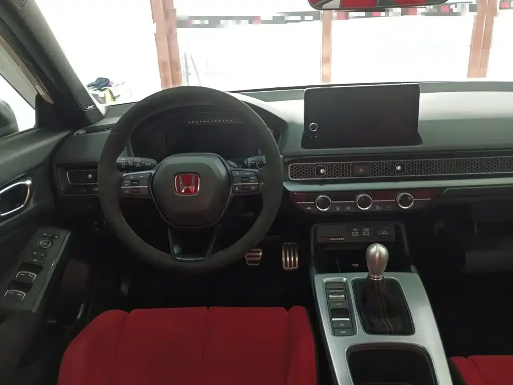 Honda Civic (Import) 2023 из CN, фото 2