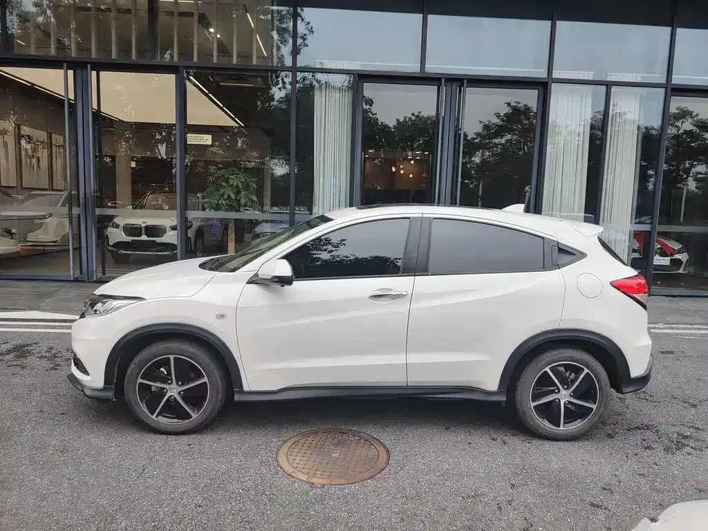 Honda Vezel 2021 из CN, фото 7
