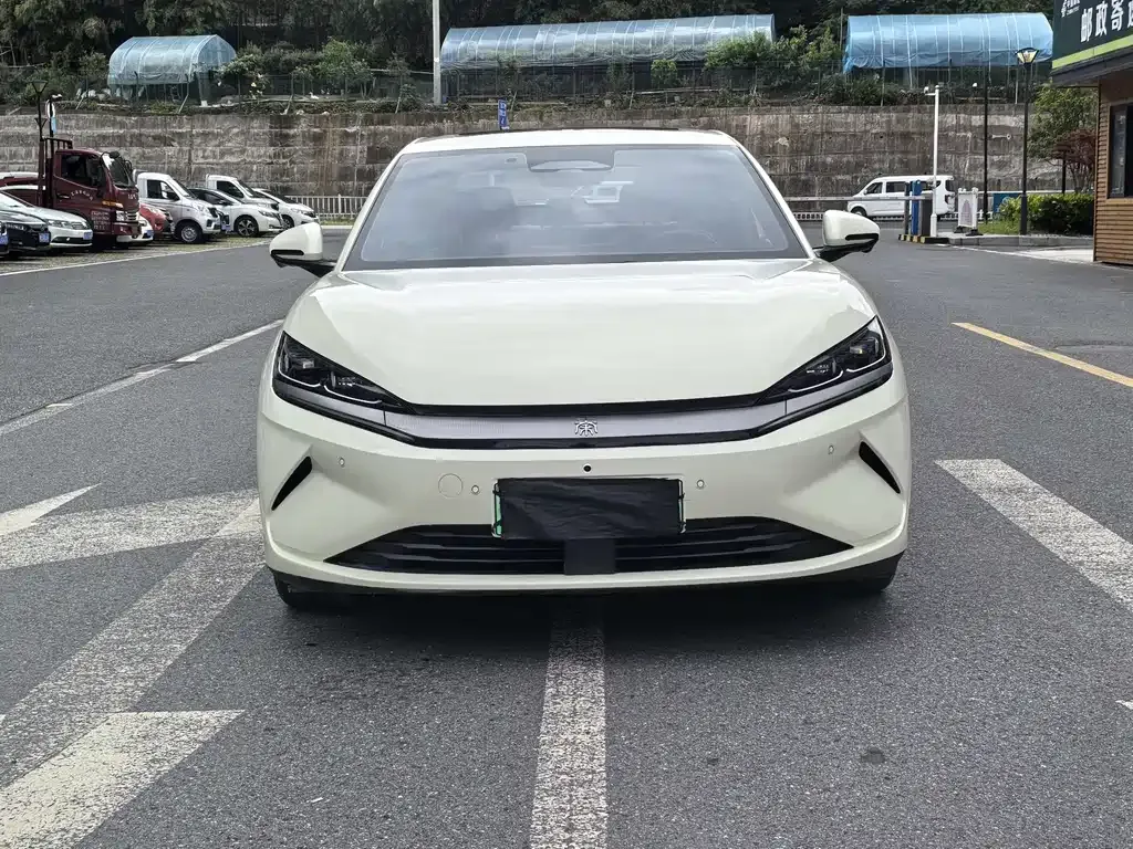 BYD Qin L — фото 3