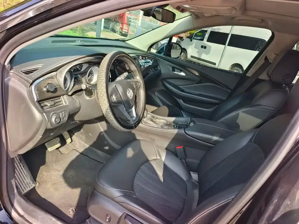 Buick Envision Plus 2021 из CN, фото 2