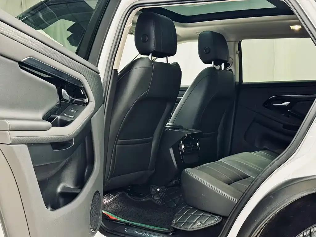 Land Rover Evoque 2024 из CN, фото 10