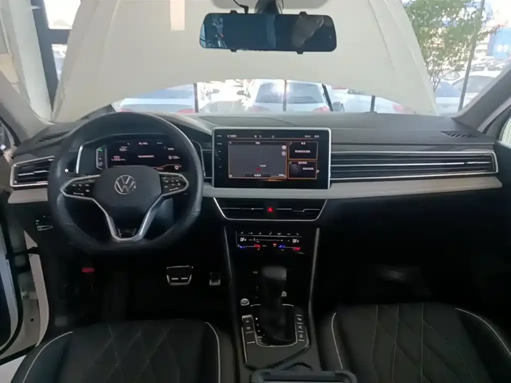 Volkswagen Tiguan L 2022 из CN, фото 2