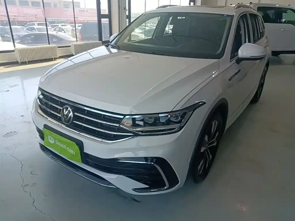 Volkswagen Tiguan L 2022 из CN, фото 5