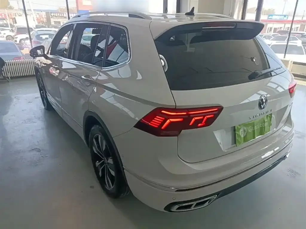 Volkswagen Tiguan L 2022 из CN, фото 7