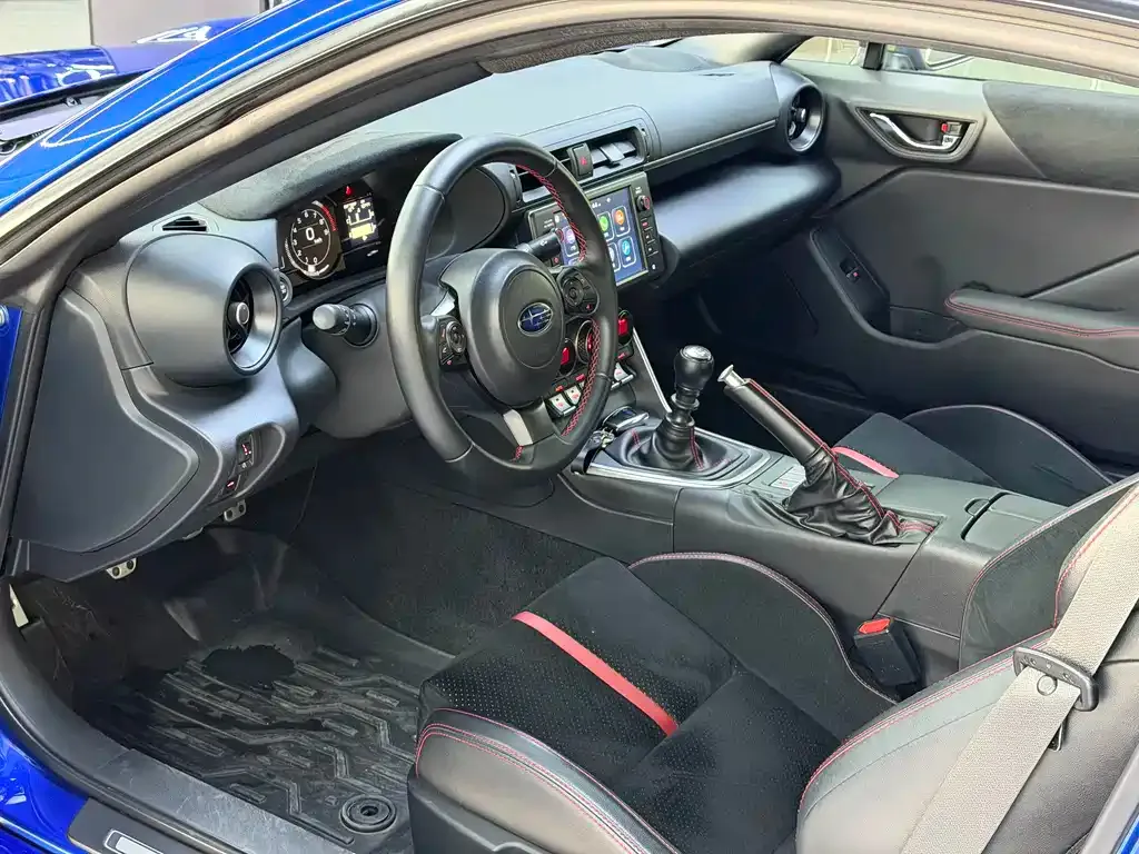 Subaru BRZ — фото 4