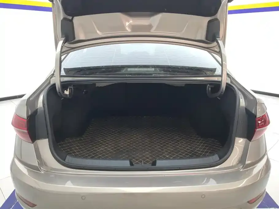 Volkswagen Sagitar 2022 из CN, фото 7