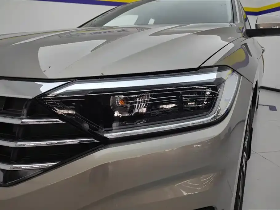 Volkswagen Sagitar 2022 из CN, фото 5
