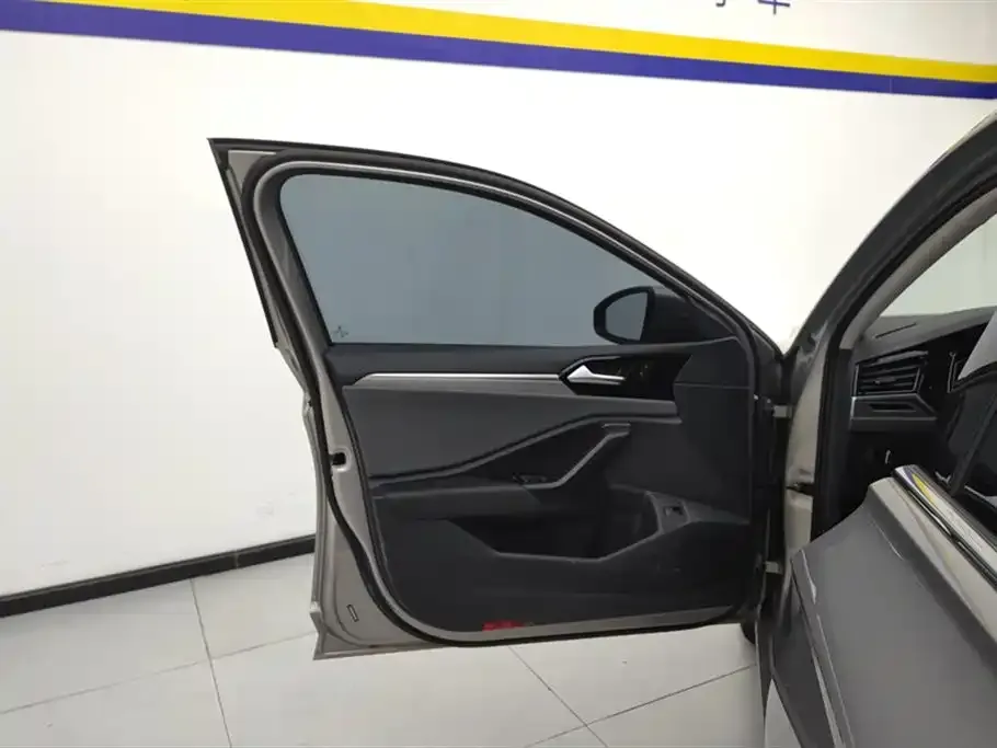 Volkswagen Sagitar 2022 из CN, фото 9