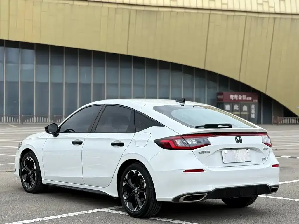 Honda Civic — фото 6