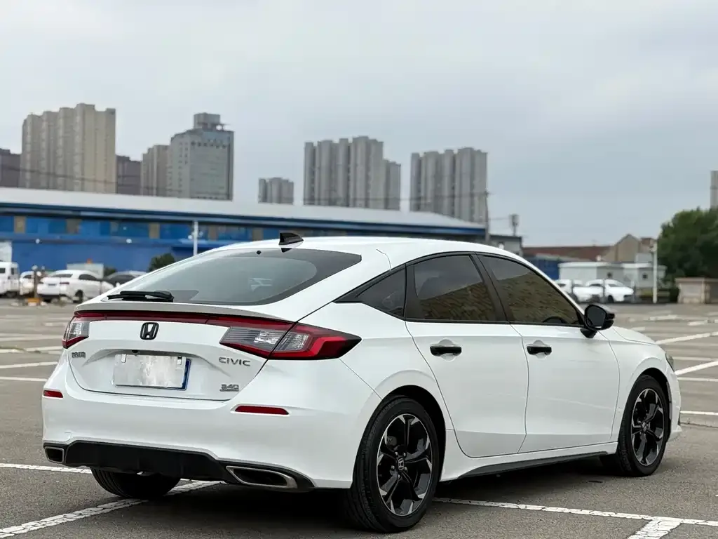 Honda Civic — фото 4