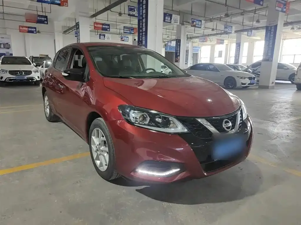 Nissan Tiida 2023 из CN, фото 10