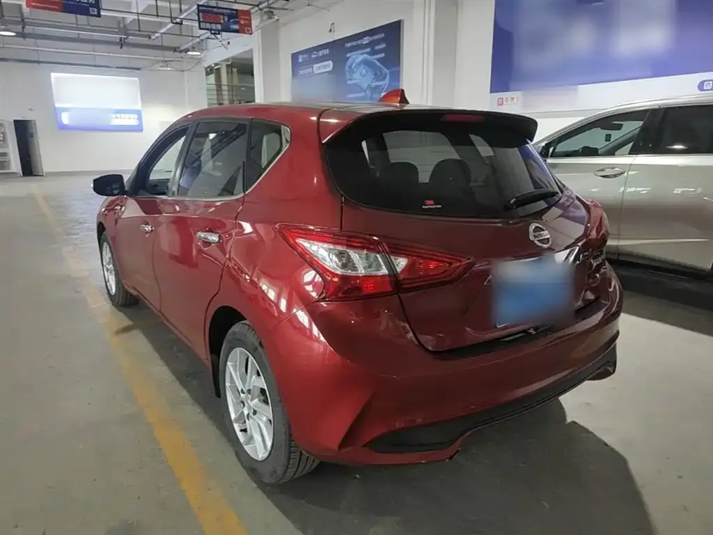 Nissan Tiida 2023 из CN, фото 5