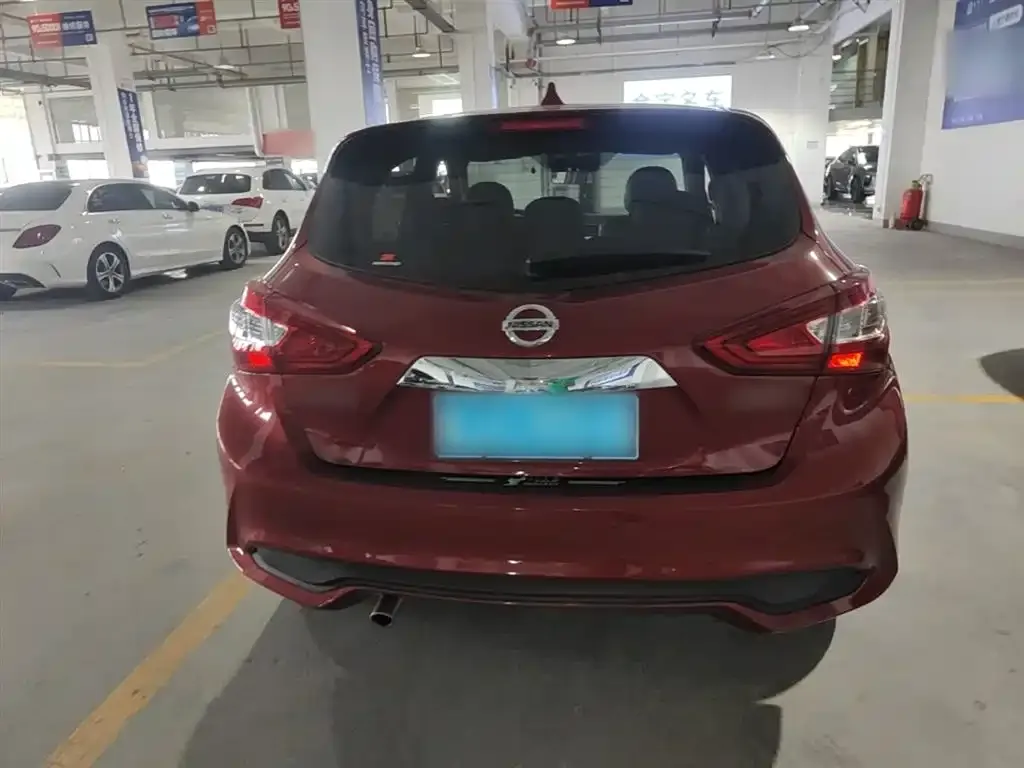 Nissan Tiida 2023 из CN, фото 6
