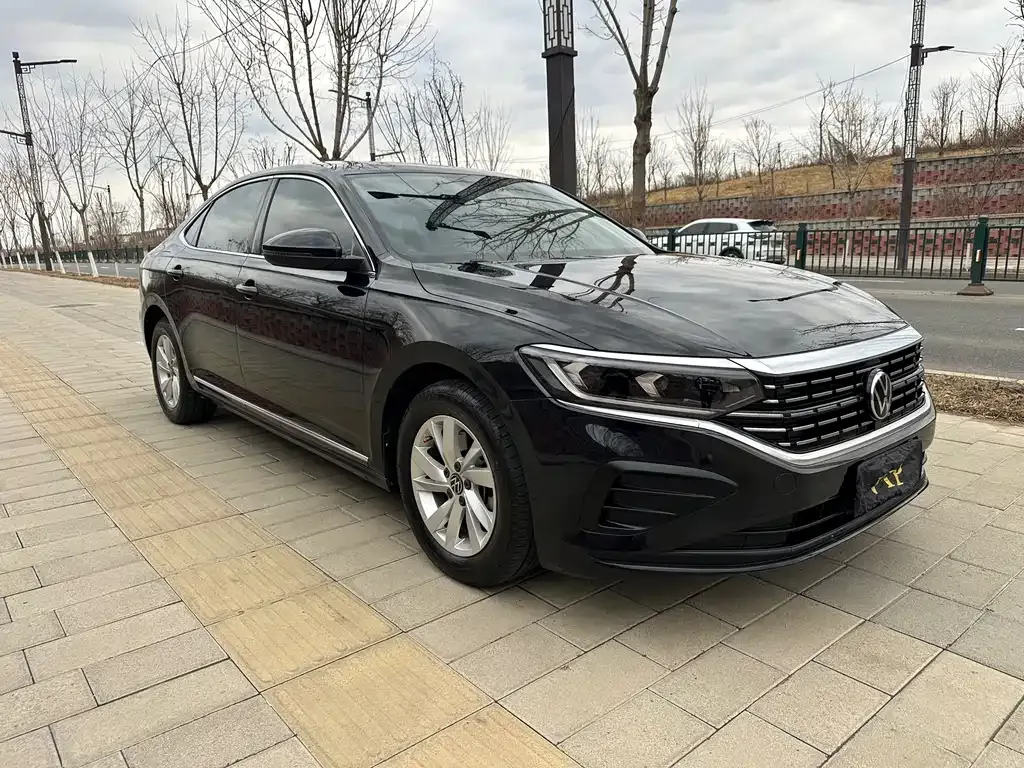 Volkswagen Passat — фото 8