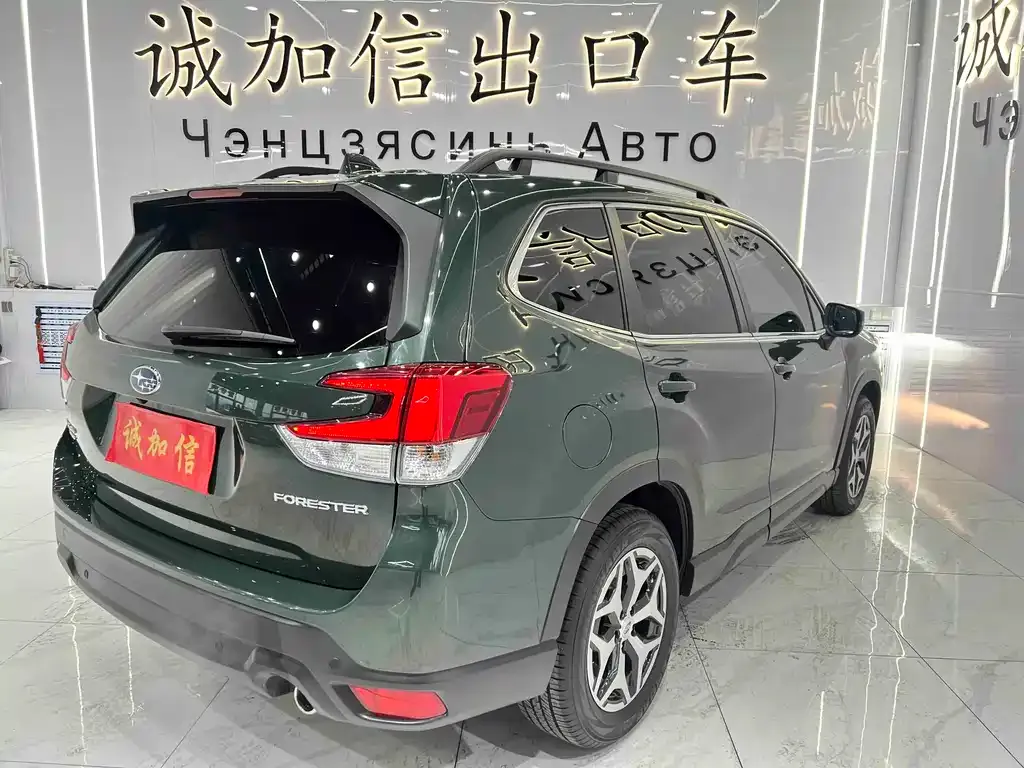 Subaru Forester — фото 8
