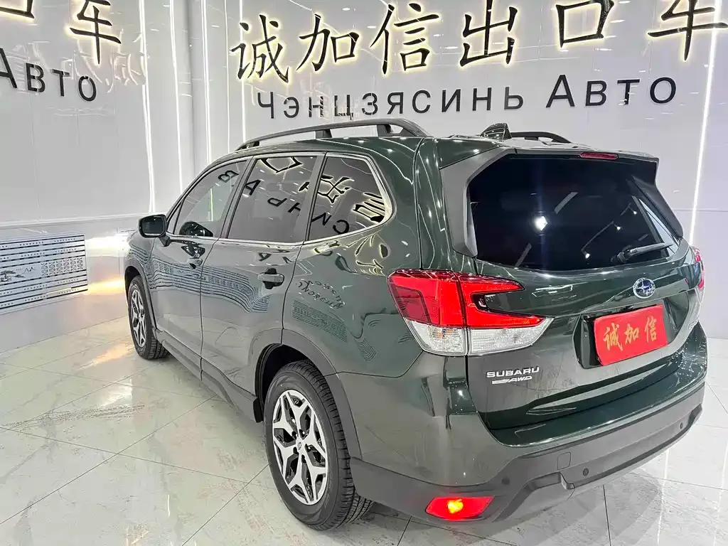 Subaru Forester — фото 6