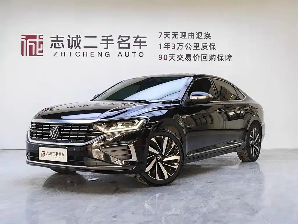 Volkswagen Passat — фото 1