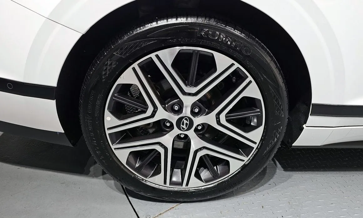 Hyundai Grandeur 2023 из KR, фото 6