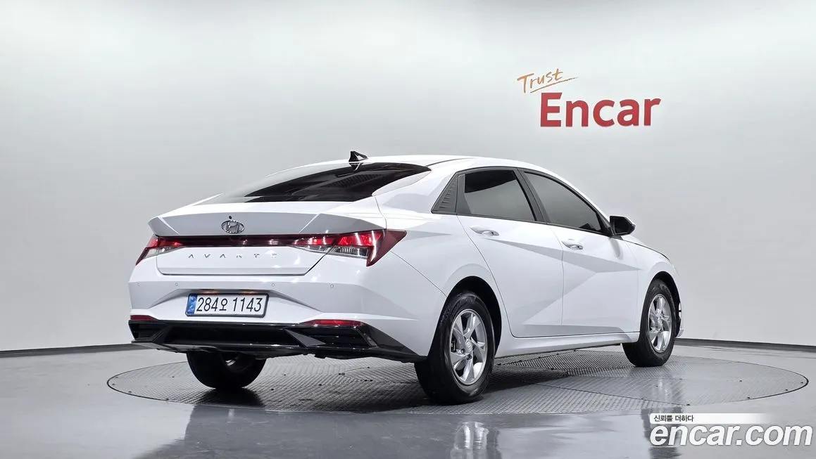 Hyundai AVANTE — фото 9