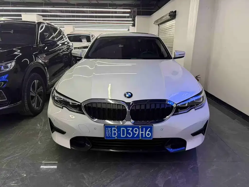 BMW 3 Series 2021 из CN, фото 6