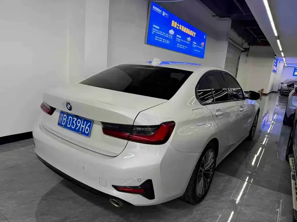 BMW 3 Series 2021 из CN, фото 5