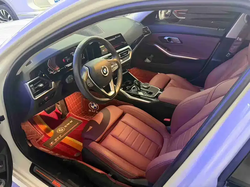 BMW 3 Series 2021 из CN, фото 7