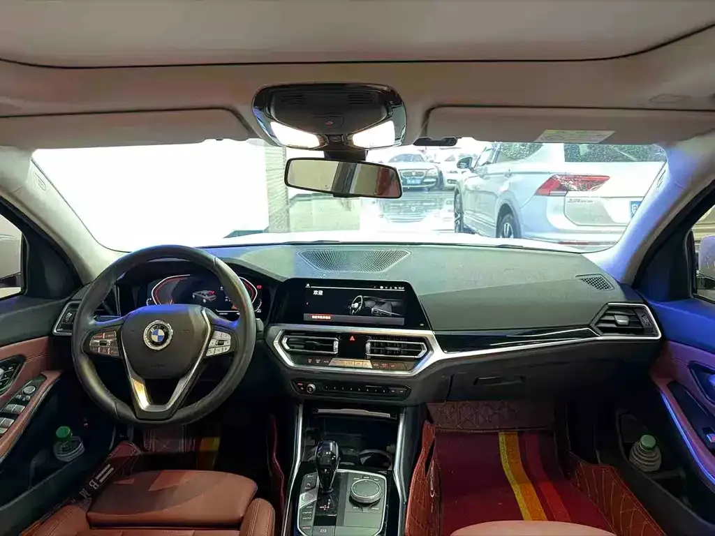 BMW 3 Series 2021 из CN, фото 8