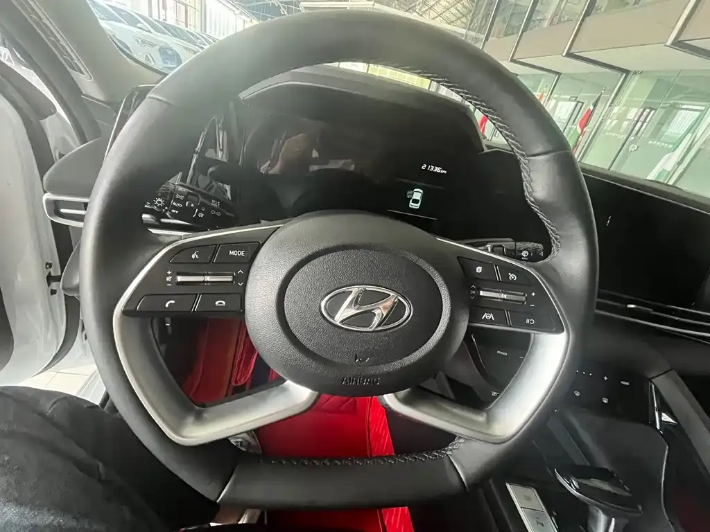 Hyundai Elantra 2022 из CN, фото 5