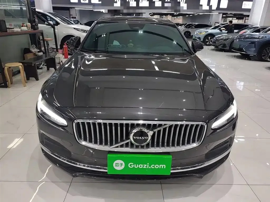 Volvo S90 — фото 7