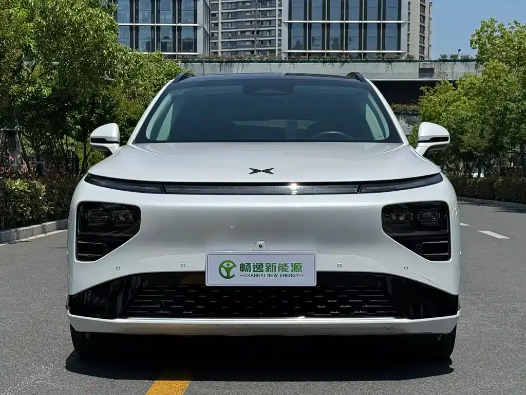 XPeng G9 2023 из CN, фото 2
