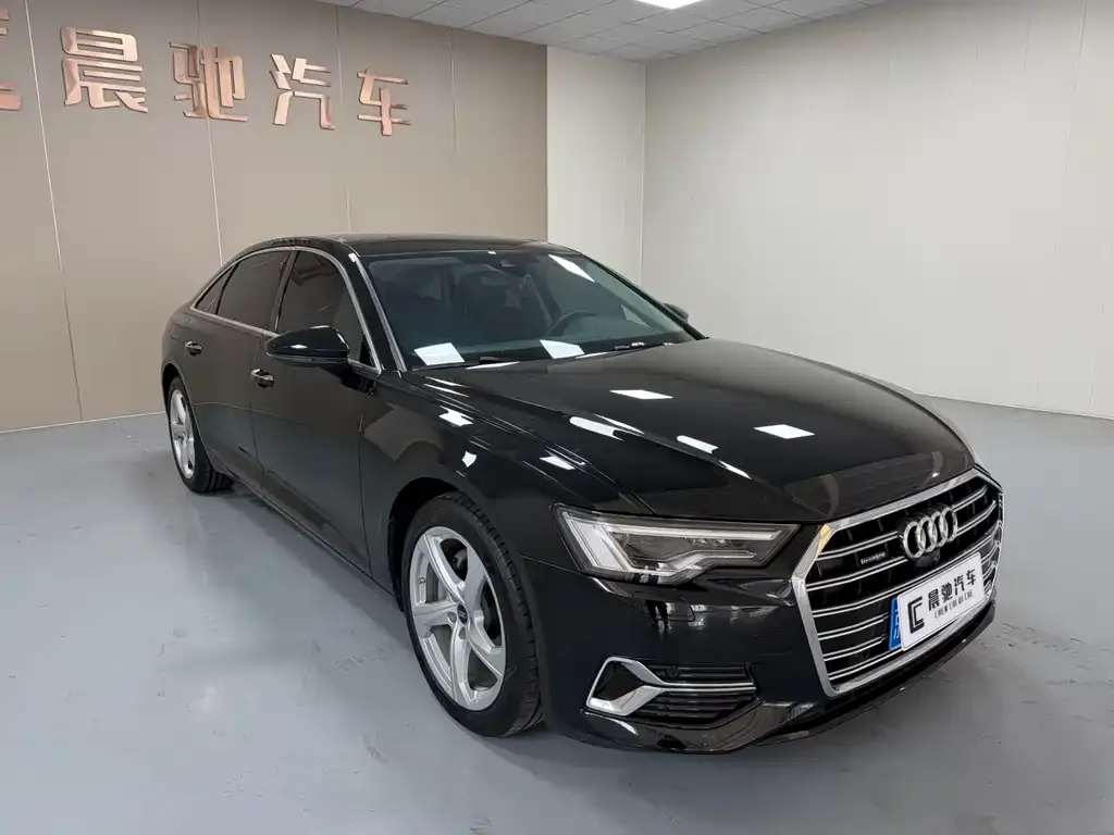 Audi A6L 2024 из CN, фото 8